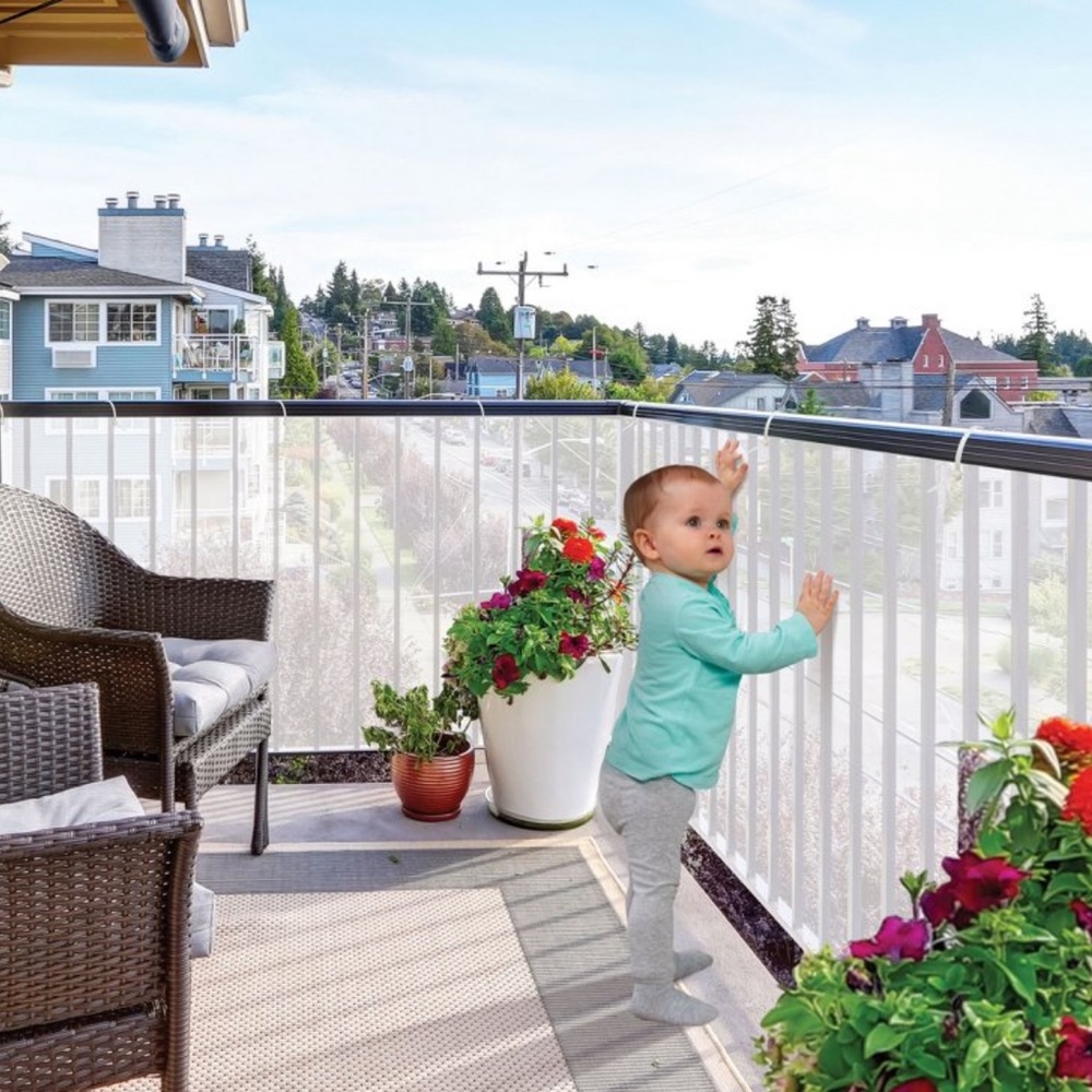 KidCo S305 15-inch Stretchy see- through mesh protective Railing guard, white